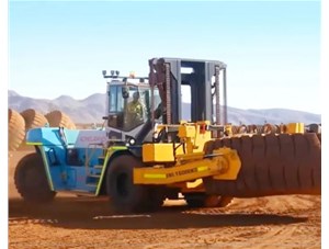 【重磅】科尼電動(dòng)叉車搭載革命性輪胎處理裝置登陸礦區(qū)